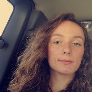 Meet your Posher, Kat